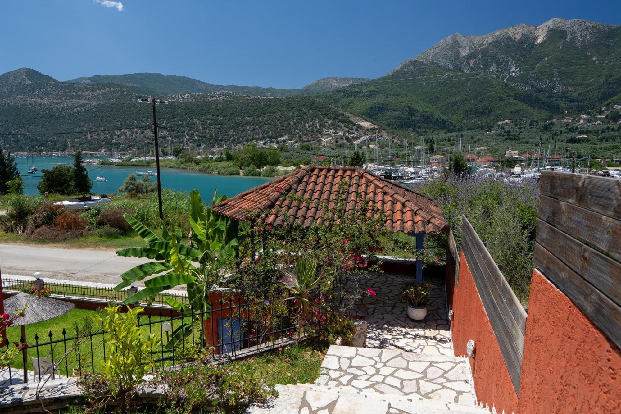 Vliho Bay Boutique Hotel Yénion Zewnętrze zdjęcie