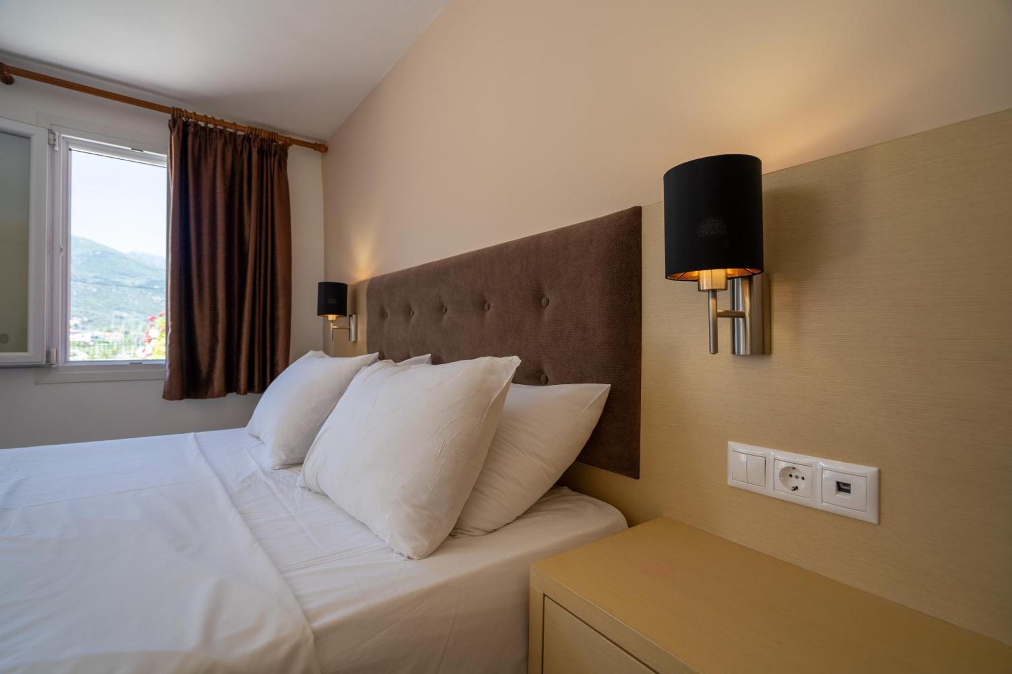 Vliho Bay Boutique Hotel Yénion Pokój zdjęcie