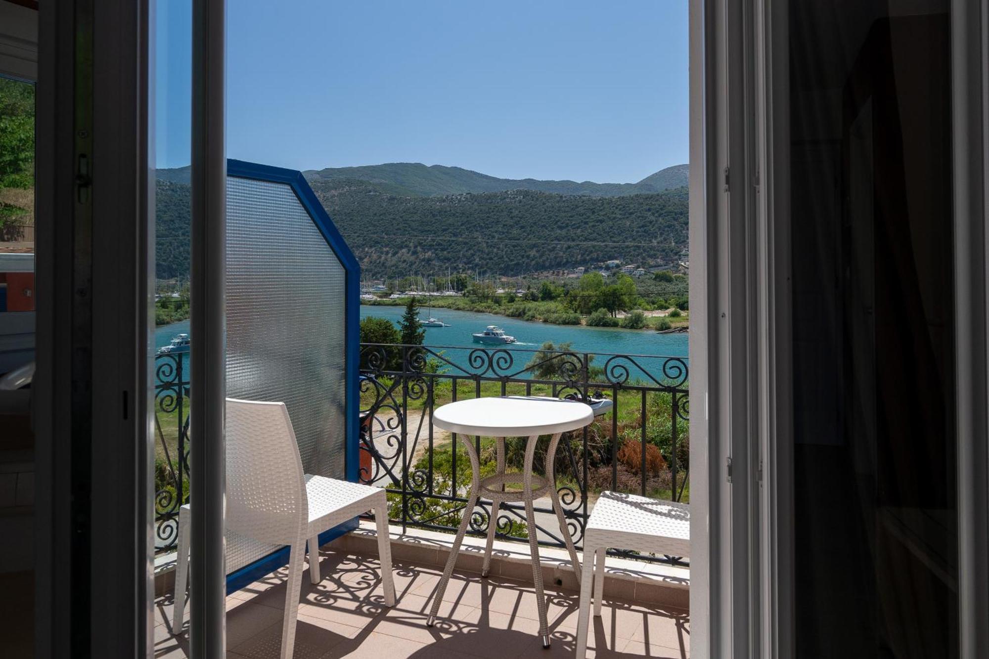 Vliho Bay Boutique Hotel Yénion Pokój zdjęcie