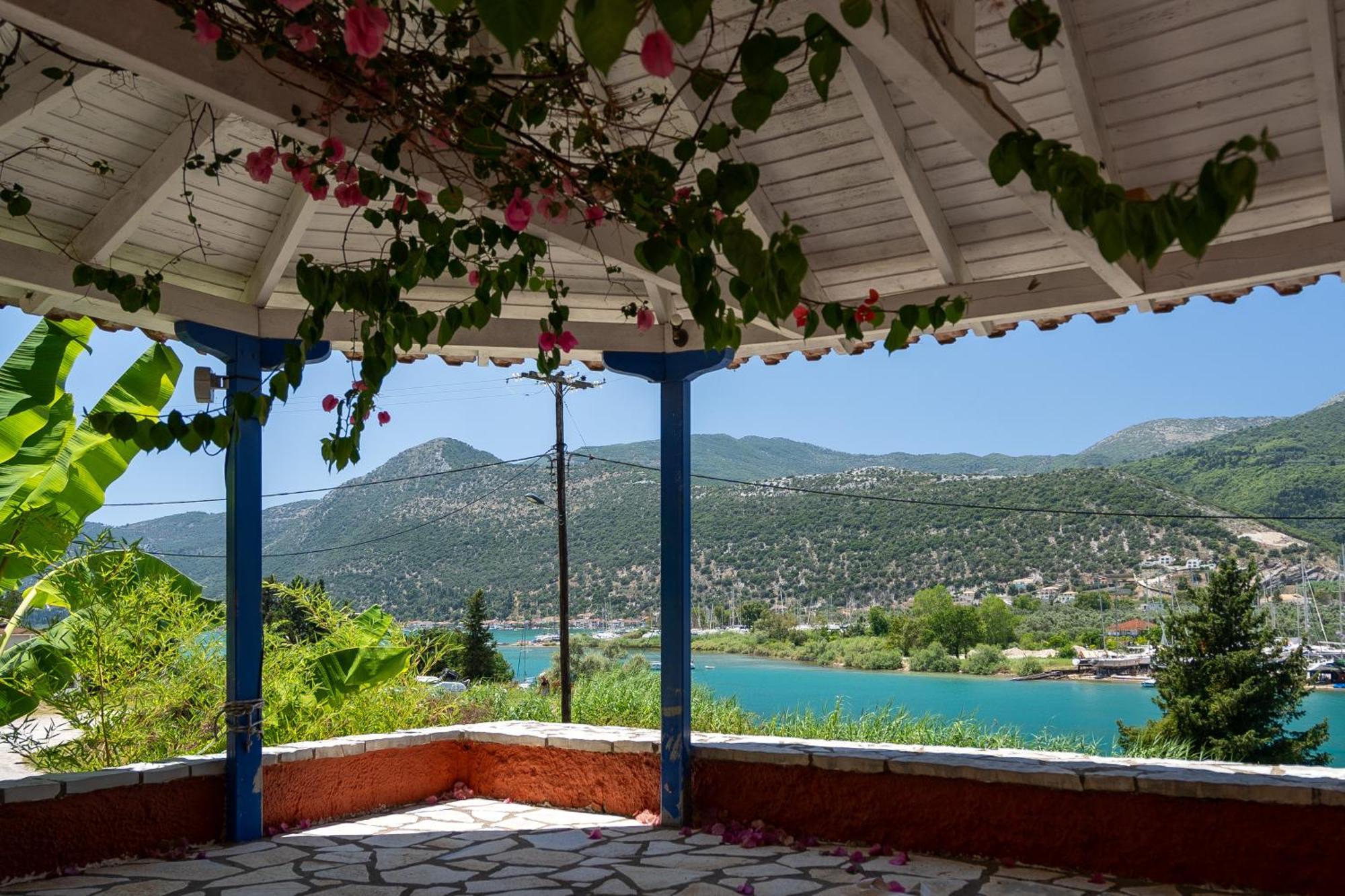 Vliho Bay Boutique Hotel Yénion Zewnętrze zdjęcie